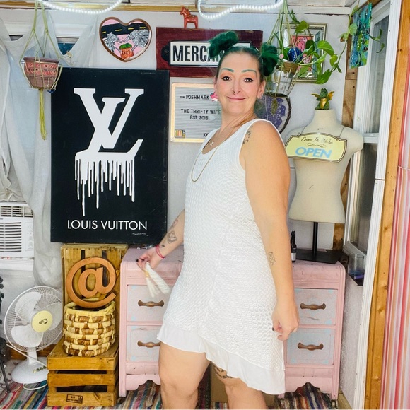 White Sleeveless Scoop Neck Mini Sundress Size Small - Picture 3 of 13